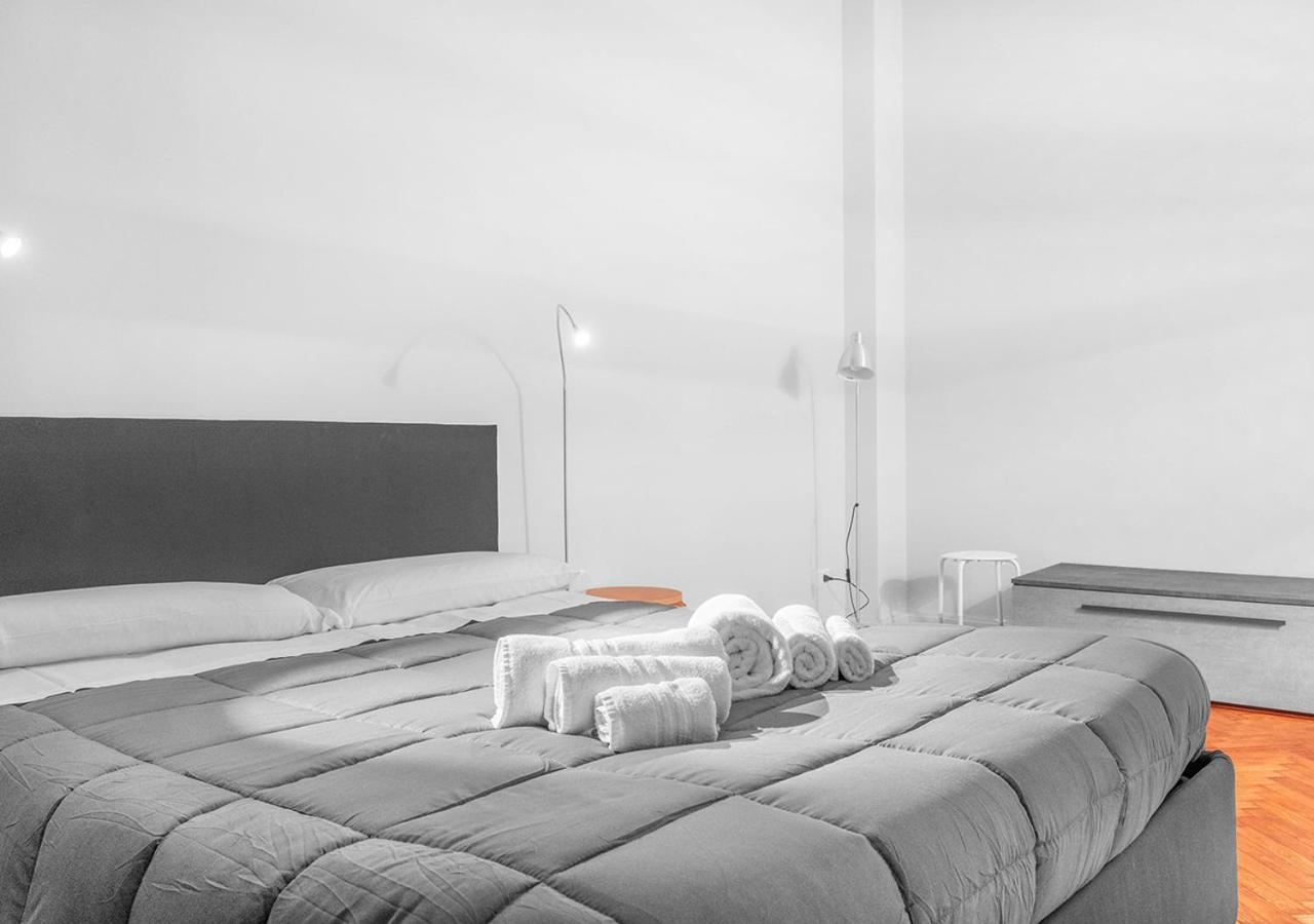 Duomo M4 Chic House Comfort Lusso Ed Eleganza Милано Екстериор снимка
